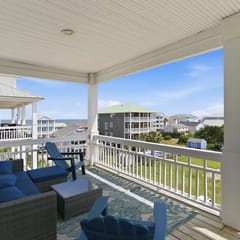 Clam Shack - Oceanview and waterway view townhome, elevator, pool!