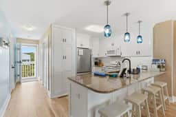 OD 1306 - Oceanfront top floor condo | Indoor and outdoor pools - Image 4