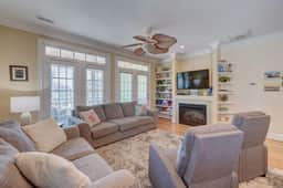 Casa Bella - oceanview, just steps to the beach - Image 5