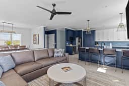 Mimzie's Place - Luxury home with private pool, elevator - Image 5