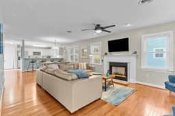 Breath of Heaven - spacious, quiet house across the street from the beach! - Image 5