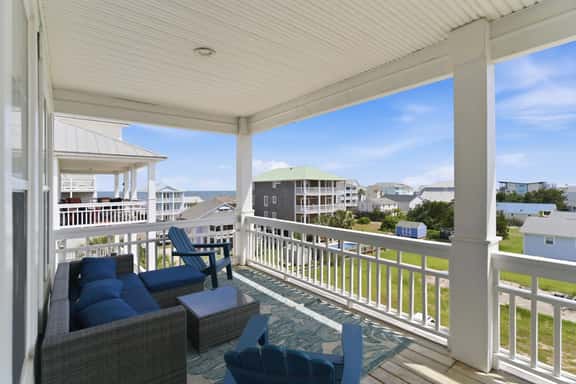 Clam Shack - Oceanview and waterway view townhome, elevator, pool! - Image 1