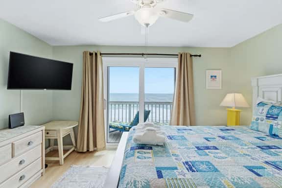 OD 2103C Top Floor Oceanfront Condo, elevator, Indoor/Outdoor Pools - Image 1