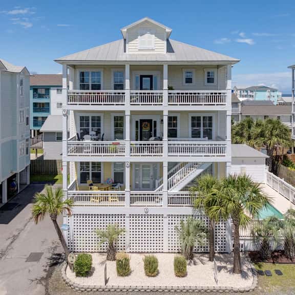 Ocean view townhome with 2 huge decks, an elevator and pool! - Image 1