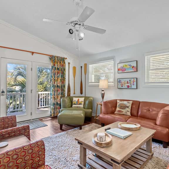 Happy Honu - Dog-Friendly Beach Retreat, Screened Porch, Walk to Beach - Image 1