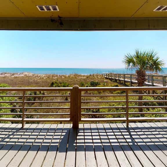 Sol Shine - Dog Friendly, Oceanfront House, Large Deck,Private Beach Access! - Image 1