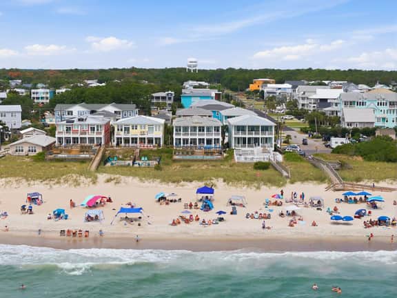 Kure Surf Shack - 5BR, oceanfront with large pool and elevator - Image 3