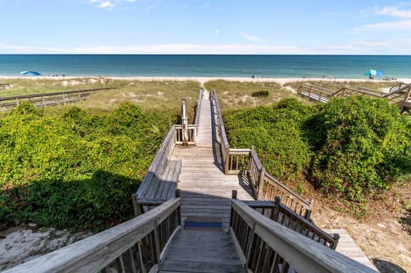 Namaste at the Beach Oceanfront House, Dog Friendly, Private Beach Access! - Image 3