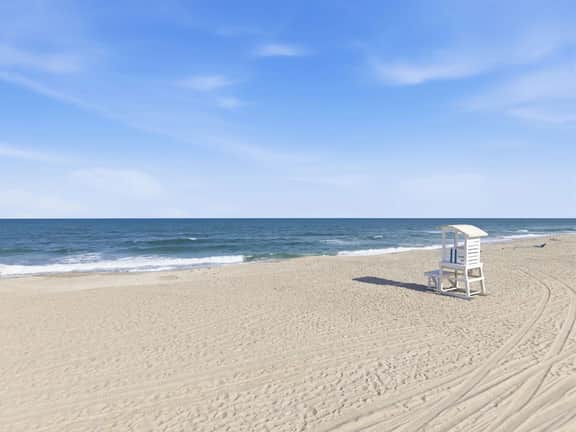 Sandpiper Crossing, oceanfront, near the boardwalk - Image 3