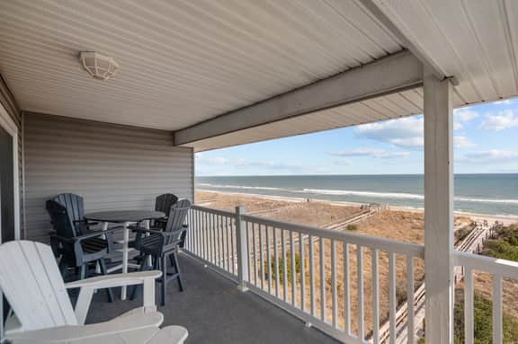 Mimi's Place - Oceanfront condo, fantastic views and covered deck - Image 2