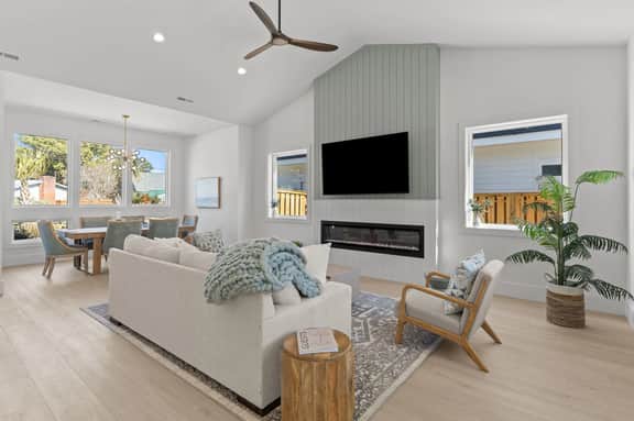 Private Pool, Carolina Beach Rental, Dog Friendly, Luxury Finishes, Sleeps 9 - Image 2