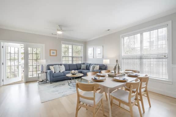 Pie Seas - 4 bedroom with elevator, dog friendly! - Image 2